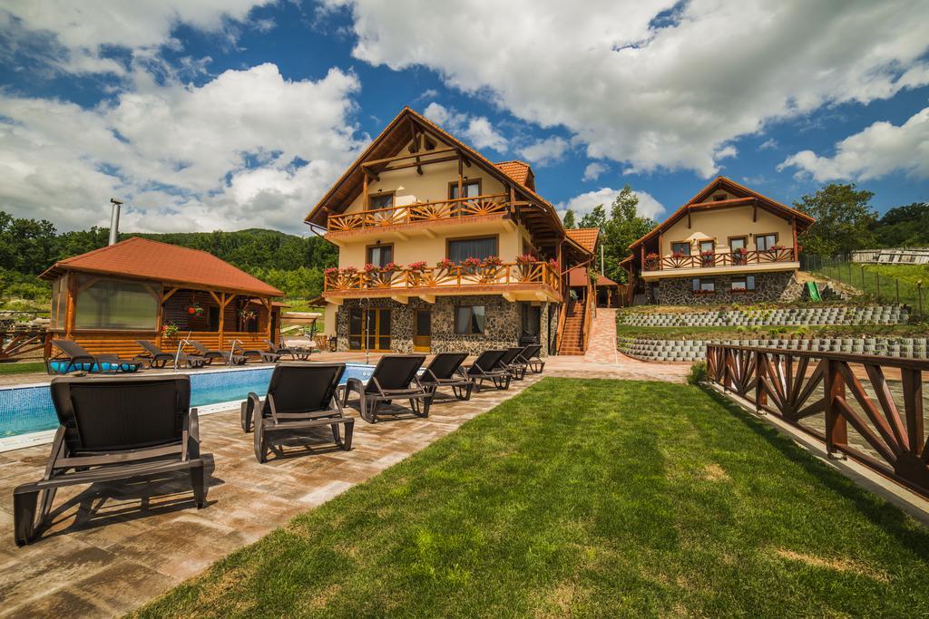 Nemeth Resort Совата Экстерьер фото